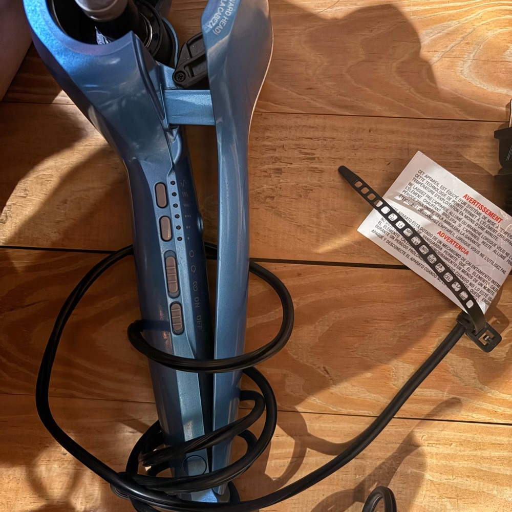 BaByliss Metallic Blue Hair Curler